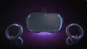 Oculus Quest, headset and controllers